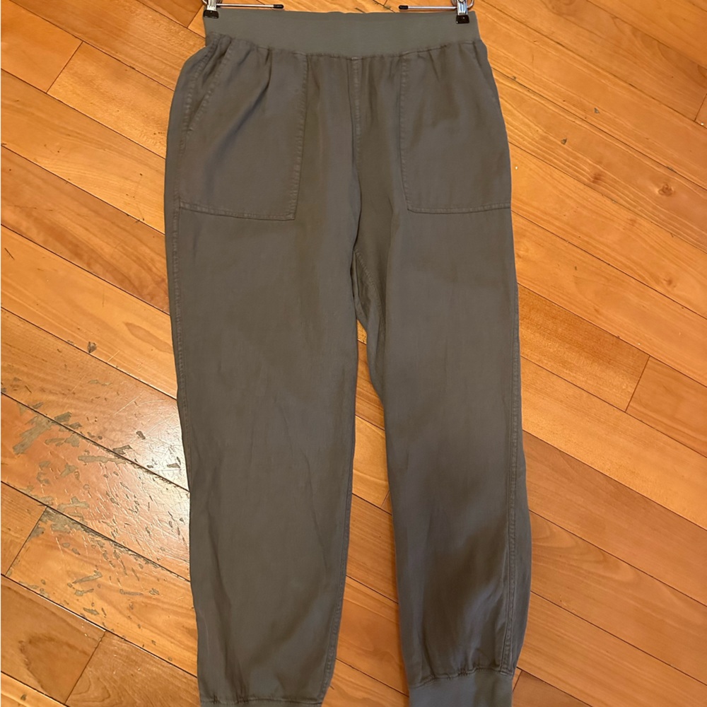 FAHERTY surplus green Arlie Day pant size L